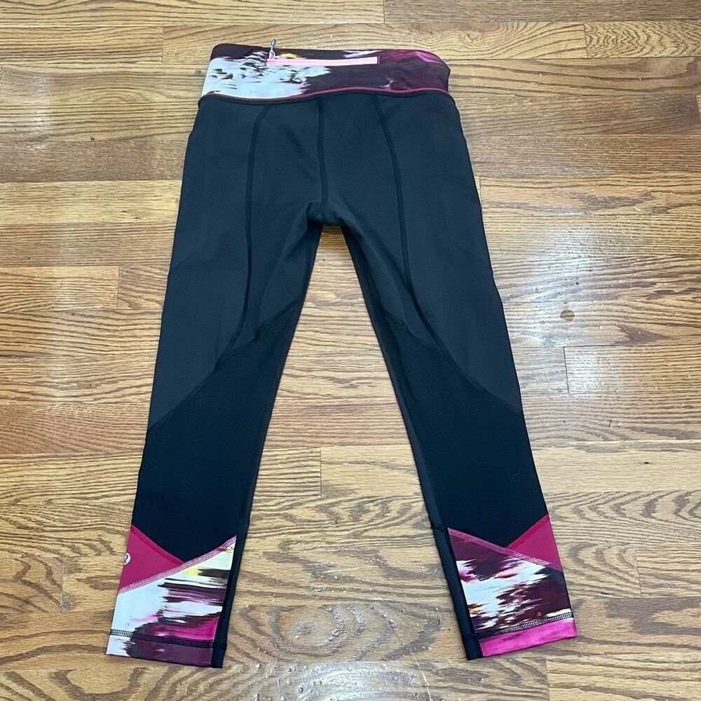 Lululemon Pace Rival Crop - Picture 2 of 3